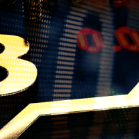 2月16日の価格上昇仮想通貨(WAVES・THC)