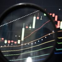 ビットコインでゴールデンクロス達成 仮想通貨バブルを彷彿とさせる強気パターンか