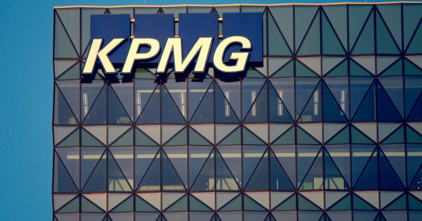 ブロックチェーンと従来型金融の垣根を超える「データ分析ツール」　世界四大監査法人KPMGが提供開始