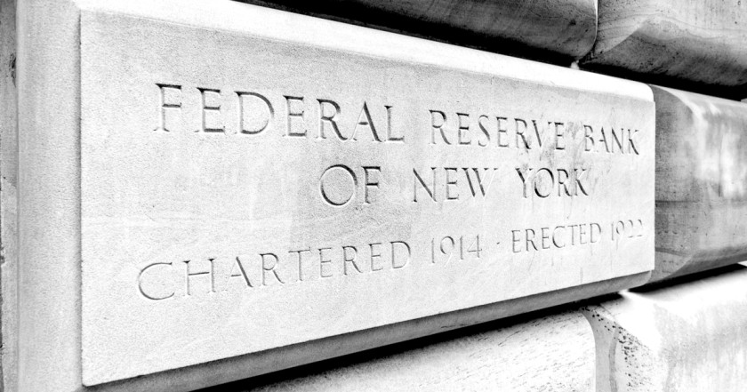 NY連銀の経済学者、「ビットコインは法定通貨や中央銀行の預金と同じ分類」