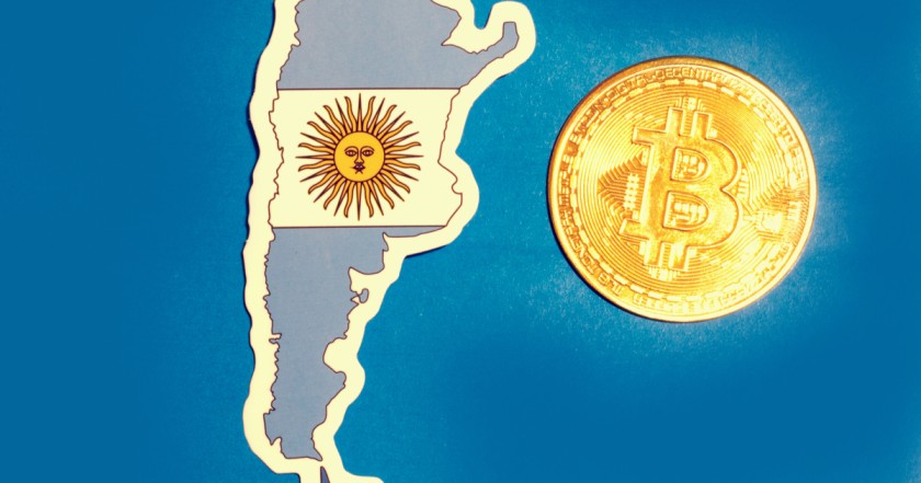 深刻化のアルゼンチン通貨危機、レバノンに続きビットコイン「1サトシ」の価値に